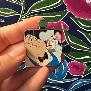 Oliver and Co Puzzle Pin